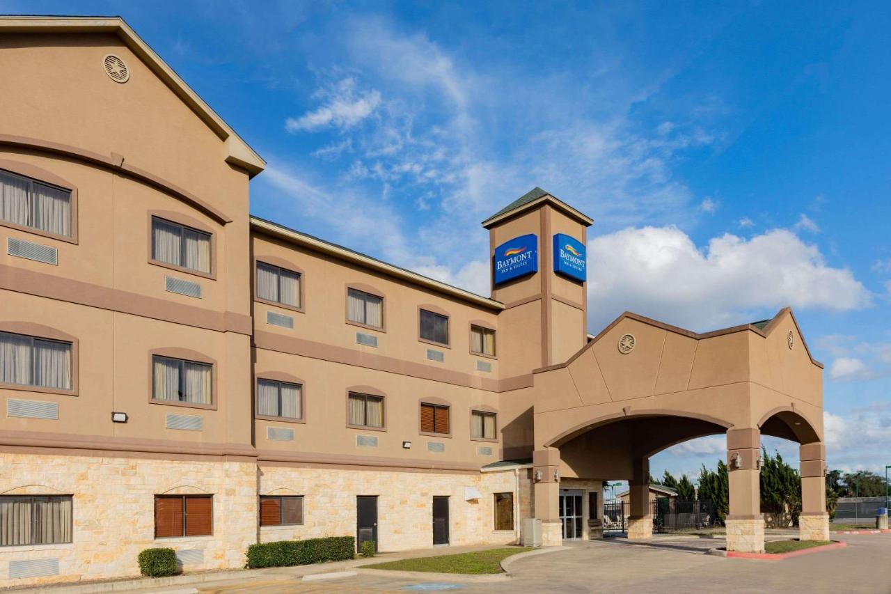 Baymont By Wyndham Cuero Hotel Luaran gambar