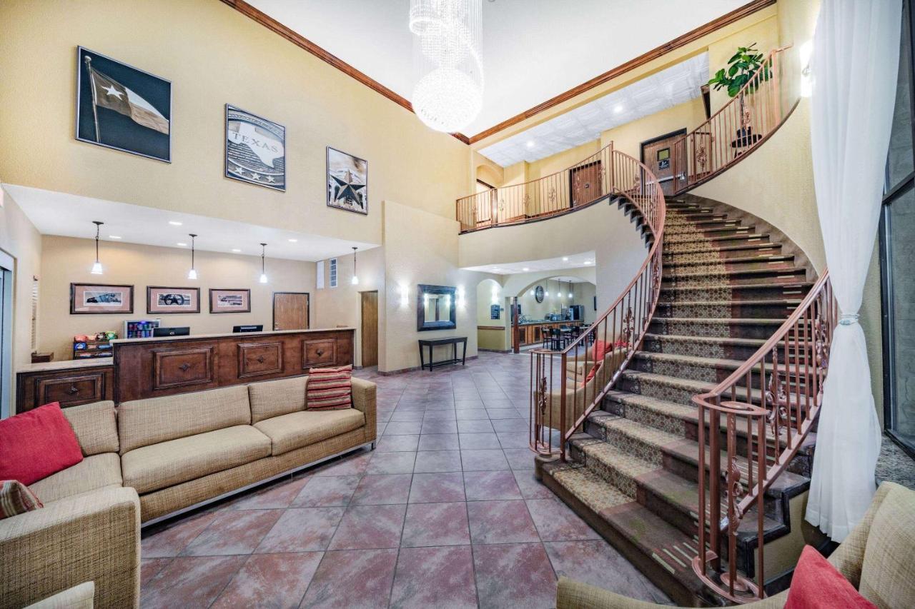 Baymont By Wyndham Cuero Hotel Luaran gambar