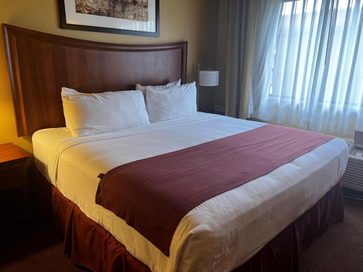 Baymont By Wyndham Cuero Hotel Luaran gambar