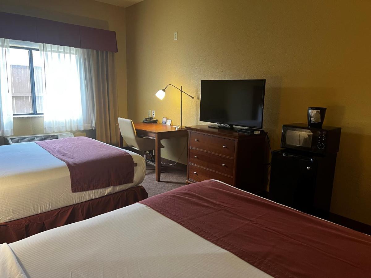 Baymont By Wyndham Cuero Hotel Luaran gambar