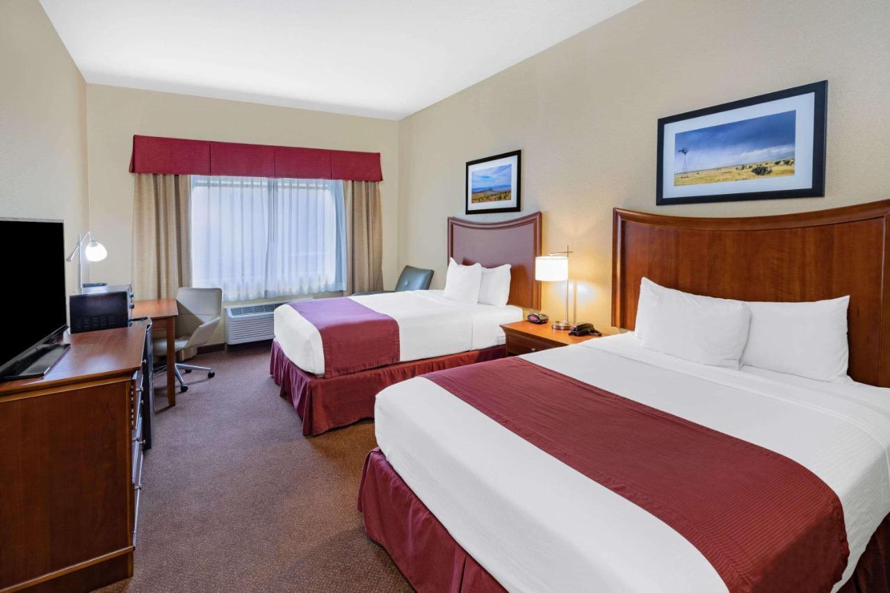 Baymont By Wyndham Cuero Hotel Luaran gambar
