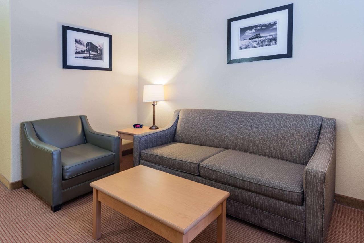 Baymont By Wyndham Cuero Hotel Luaran gambar